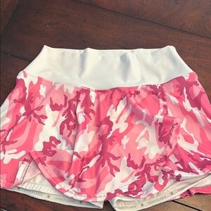 Pink Camo Women's Shorts